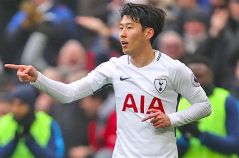 Tottenham 2 Huddersfield 0: Son Heung min stars at Wembley ...