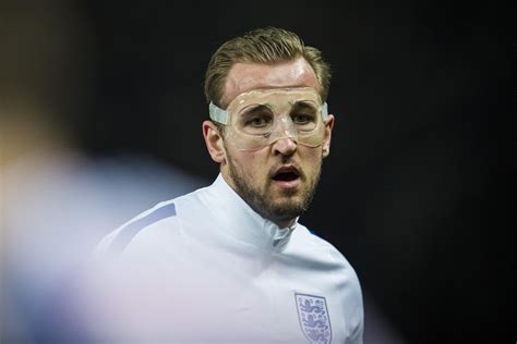 Tottenham s Harry Kane to play without protective mask at ...