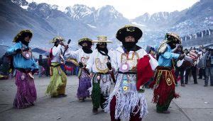 Tradiciones De Cusco. Creencias, Fiestas, Vestimenta Y Comidas
