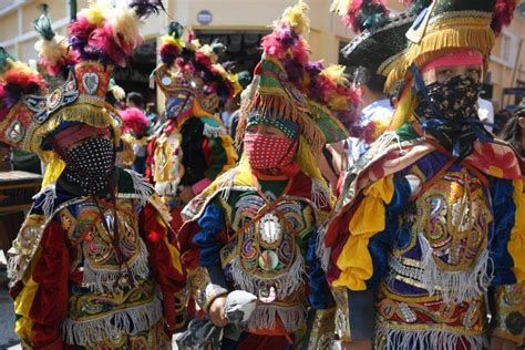 Tradiciones de Guatemala: Colorido y fervor en las calles del Centro ...