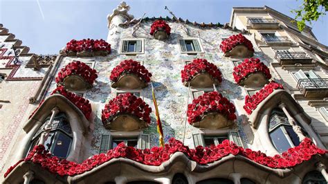 Travel Virtually To Spain’s Catalunya Region For Sant Jordi’s Holiday ...