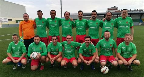 Triunfos de Llanes y Santoña, en la Liga de Fútbol de Veteranos ...