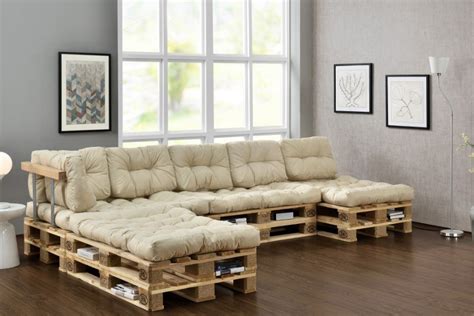 Trucos y consejos para hacer un sofá con palets ...
