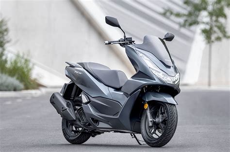 Two Scooters Make Their Way To Honda s 2021 Lineup   Motorbike Writer