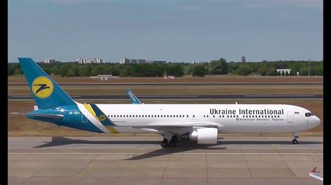 Ukraine International Airlines Boeing 767 322ER UR GEA ...