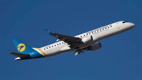 Ukraine International Airlines UIA Embraer ERJ 190 Flight ...
