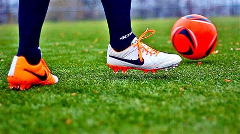 Ultimate Nike Tiempo V Test & Free Kick Review by ...