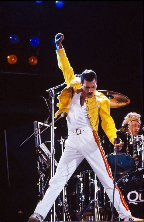 un día como hoy: recordando el legado de Freddie Mercury a ...