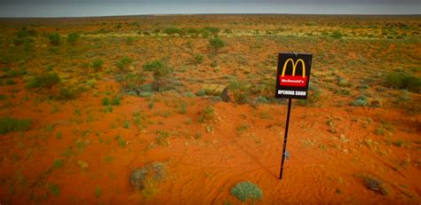 ¿Un McDonald s en el desierto? ¿Cómo reaccionarías ante ese  oasis ...