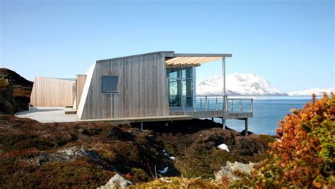 Una casa refugio a los pies de un fiordo noruego.   diariodesign.com ...