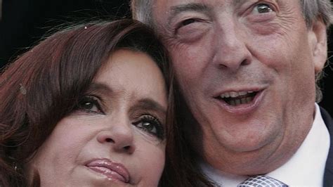 Una exsecretaria de Néstor Kirchner dice que fue su amante ...