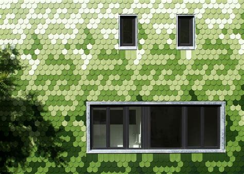 Una fachada verde con mucho diseño y gusto | OVACEN