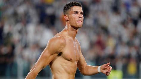 Una mujer acusa a Cristiano Ronaldo de haberla violado en ...