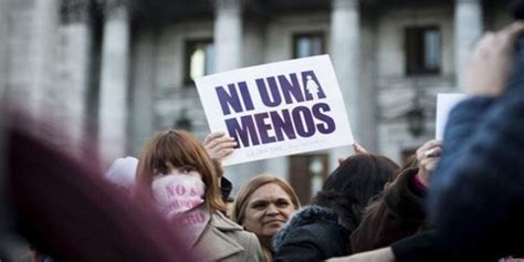 Una ONG advirtió que se comete un femicidio cada 23 horas en Argentina ...