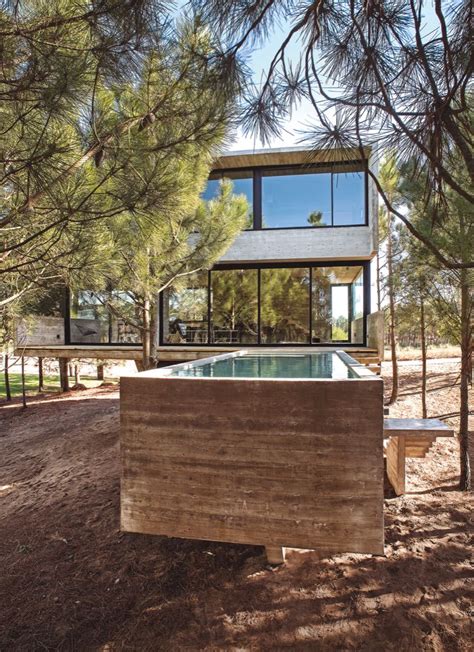 Una “casa en los árboles” moderna, minimalista y natural – Para Ti