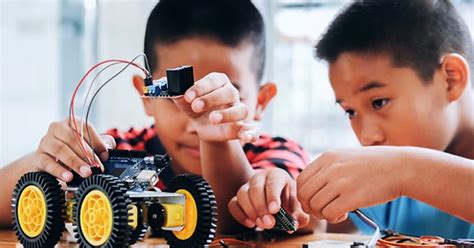 UNI dictará talleres de robótica para los niños desde los ...