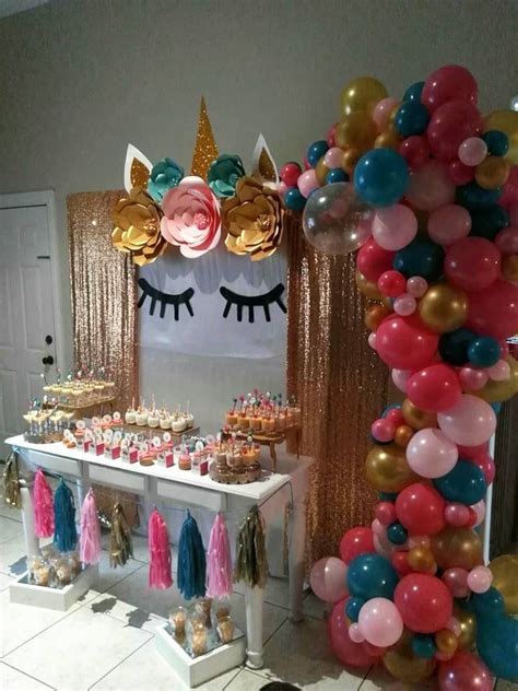 Unicorn dessert table! Glittery unicorn backdrop ...