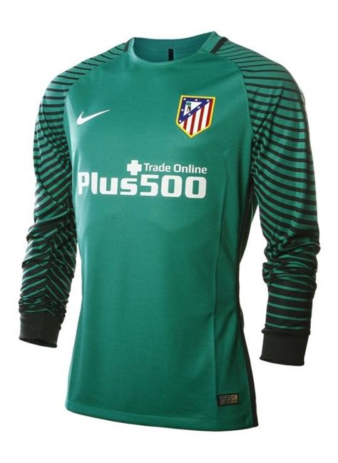 uniforme porteros atletico de madrid   Buscar con Google ...