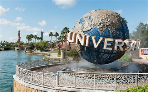 Universal Orlando Is Hiring for 3,000 Jobs — and Perks ...