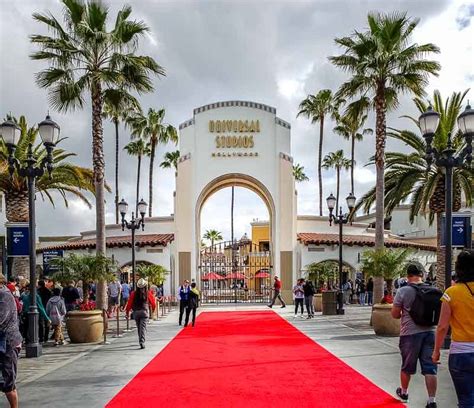 Universal Studios Hollywood Tips to Save you Time, Money ...