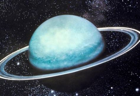Urano podría tener dos lunas desconocidas   Valencia Plaza