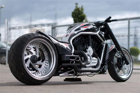 Veja aqui diversas fotos de motos custom, motos customizadas.