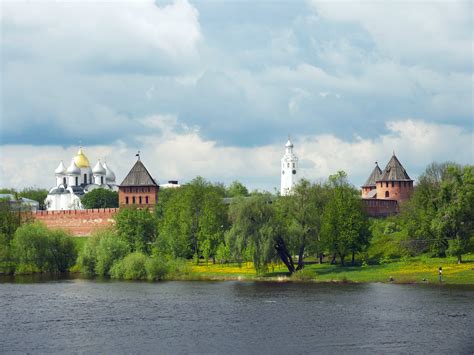 Veliky Novgorod Travel Guide & Tourist Information ...