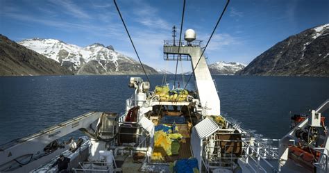 Velkommen om bord på Akamalik   Royal Greenland