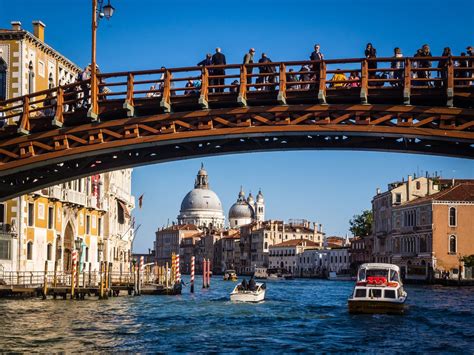 Venecia: del más antiguo al más polémico, los cuatro puentes del Gran ...