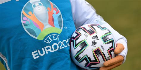 Vers un report de l Euro de football en 2021
