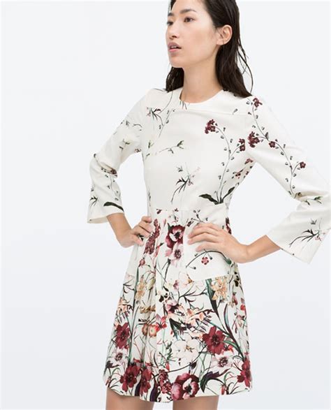 Vestidos en la nueva colección primavera verano 2015 de Zara   Modalia.es