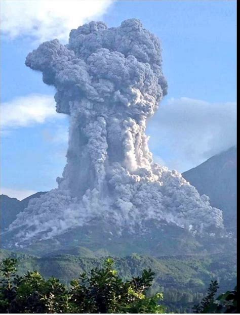 Vía @alertachiapas: imágenes de la erupción de hoy del ...