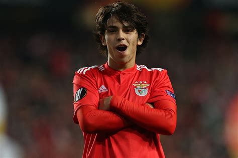 Video: 19 year old Benfica star Joao Felix scores history ...