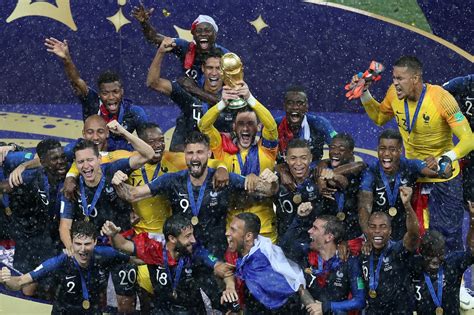 [Video   2018 World Cup] French football team is world ...
