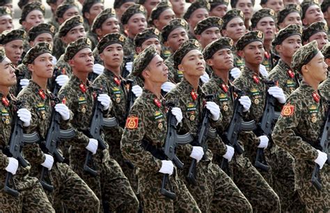 Vietnam Builds Military Muscle to Face China