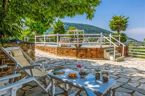 Villa Sagitario, Skopelos | Oliver s Travels