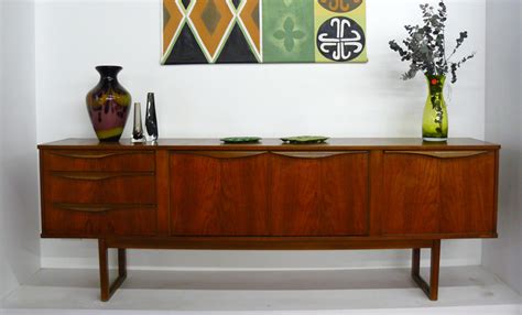 Vintage Retro Furniture: Retro Contemporary Furniture