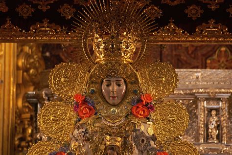 Virgen del Rocío   Wikipedia, la enciclopedia libre