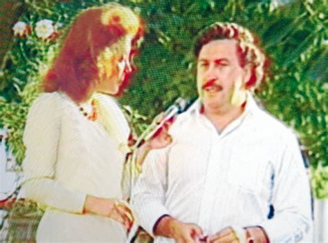 Virginia Vallejo, la periodista y amante de Pablo Escobar ...