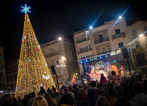 Visita los mejores mercadillos de Navidad en Cataluña | Lugaris