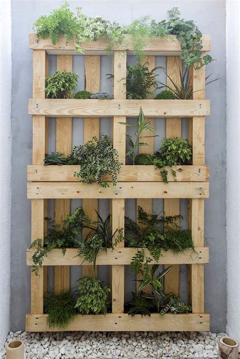 VIVE ESTUDIO | Palets plantas, Jardinería en macetas, Huertos verticales
