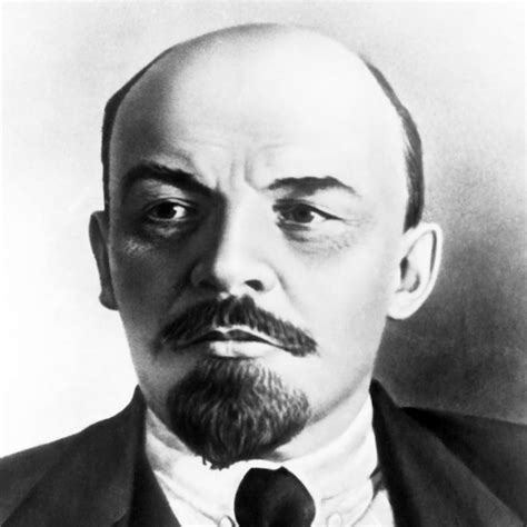 Vladimir Ilich Ulianov, masivamente conocido como Lenin ...