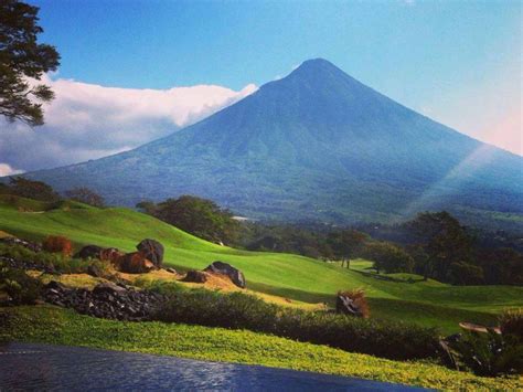 Volcan de Agua, Antigua Guatemala La Reunion Golf Resort ...