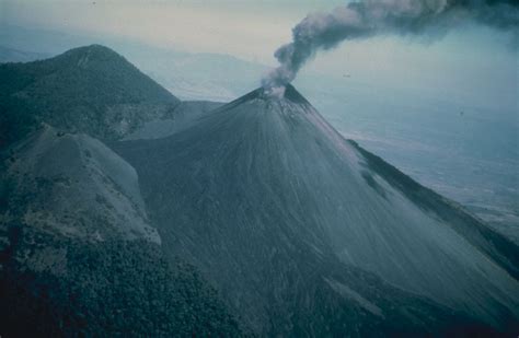 Volcán de Pacaya   Wikipedia, la enciclopedia libre