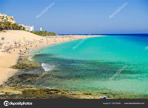 Vue sur Playa del Matorral à Fuerteventura, Espagne ...