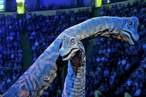 Walking with Dinosaurs: The Arena Spectacular ...