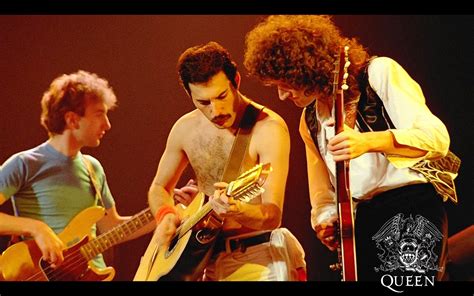 Wallpaper : Queen, band, members, concert, action ...