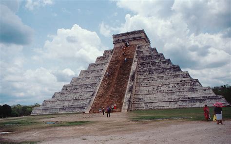wallpapers: Chichen Itza, Yucatan, Mexico   El Castillo