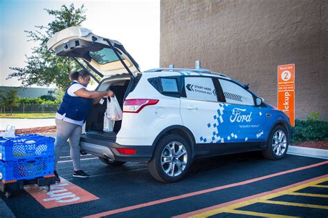 Walmart and Ford to Test Grocery Delivery with Self ...