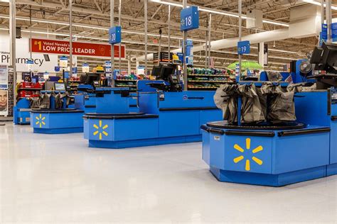 Walmart asegura que las compras de pánico la fortalecieron en 2020 ...